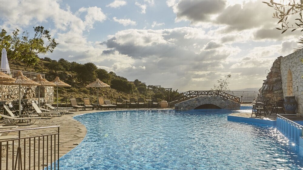 Arolithos Traditional Cretan Village